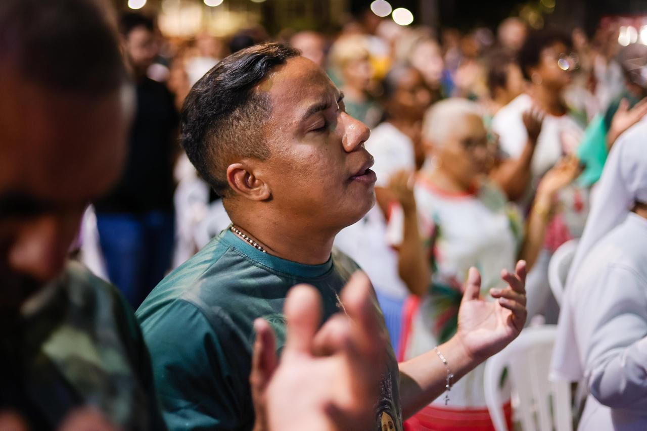 "Após a graça do terceiro mandato, tenho buscado estar no máximo de locais possíveis agradecendo e na Igreja, além de agradecer às pessoas, agradeço a Deus”