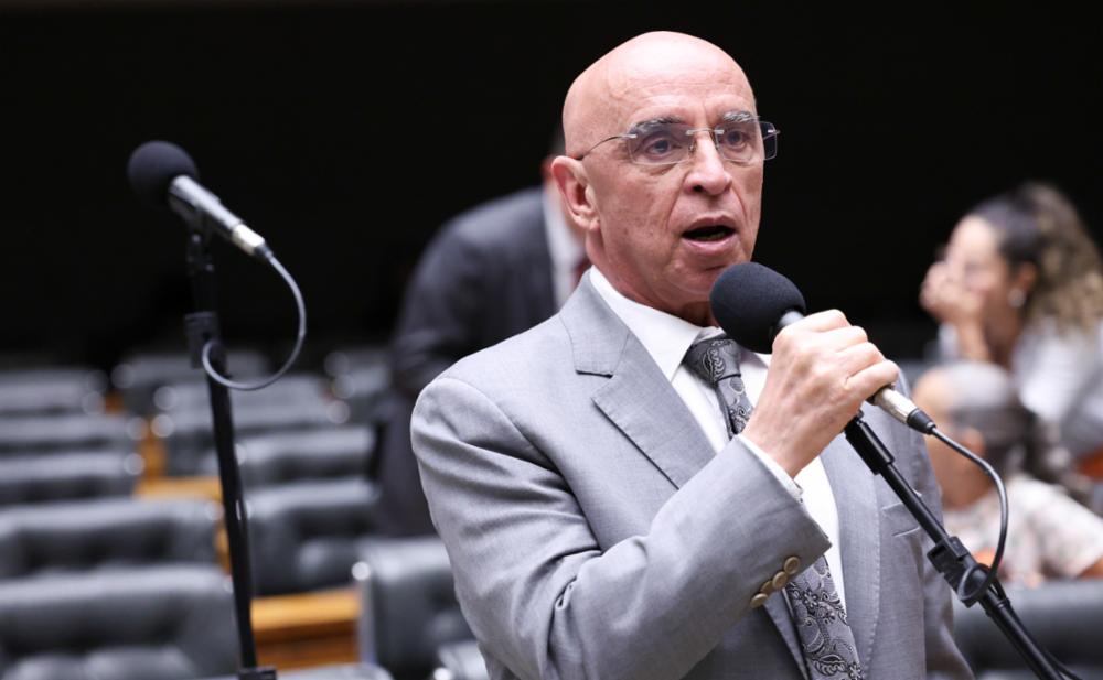Líder do PDT, Dr. Mário defende fim da escala 6x1